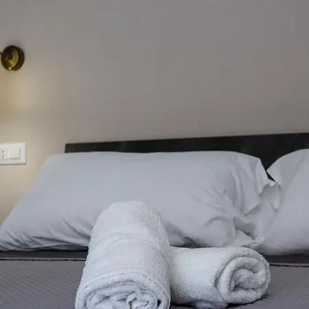 Hub Zara Nocleg ze śniadaniem 3*