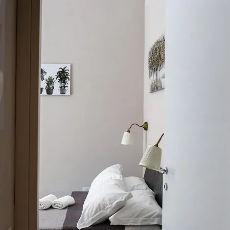 Hub Zara Nocleg ze śniadaniem 3*